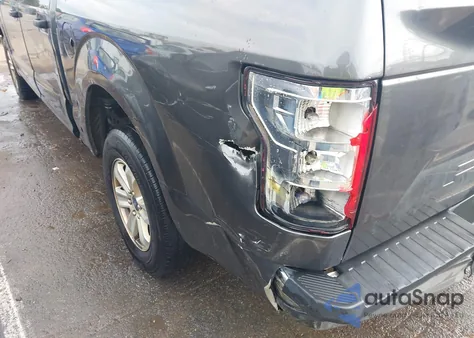 2018 Ford F-150 Xlt z USA, uszkodzony, nr VIN 1FTEW1CB5JFC30252